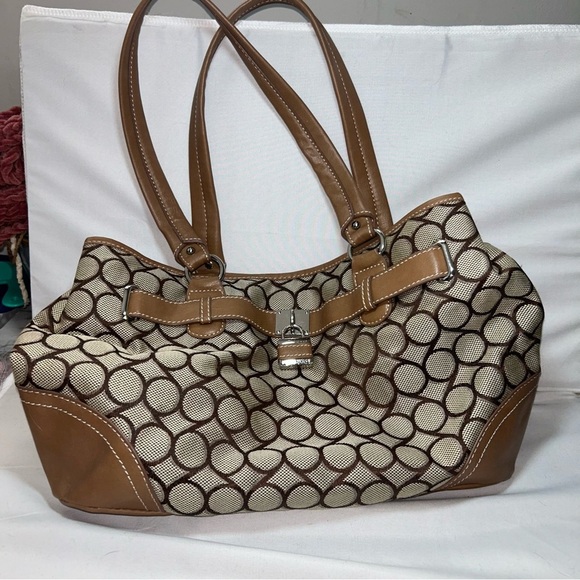 Nine West over the shoulder Stylish Tan and Brown Women's Bag - Picture 3 of 5